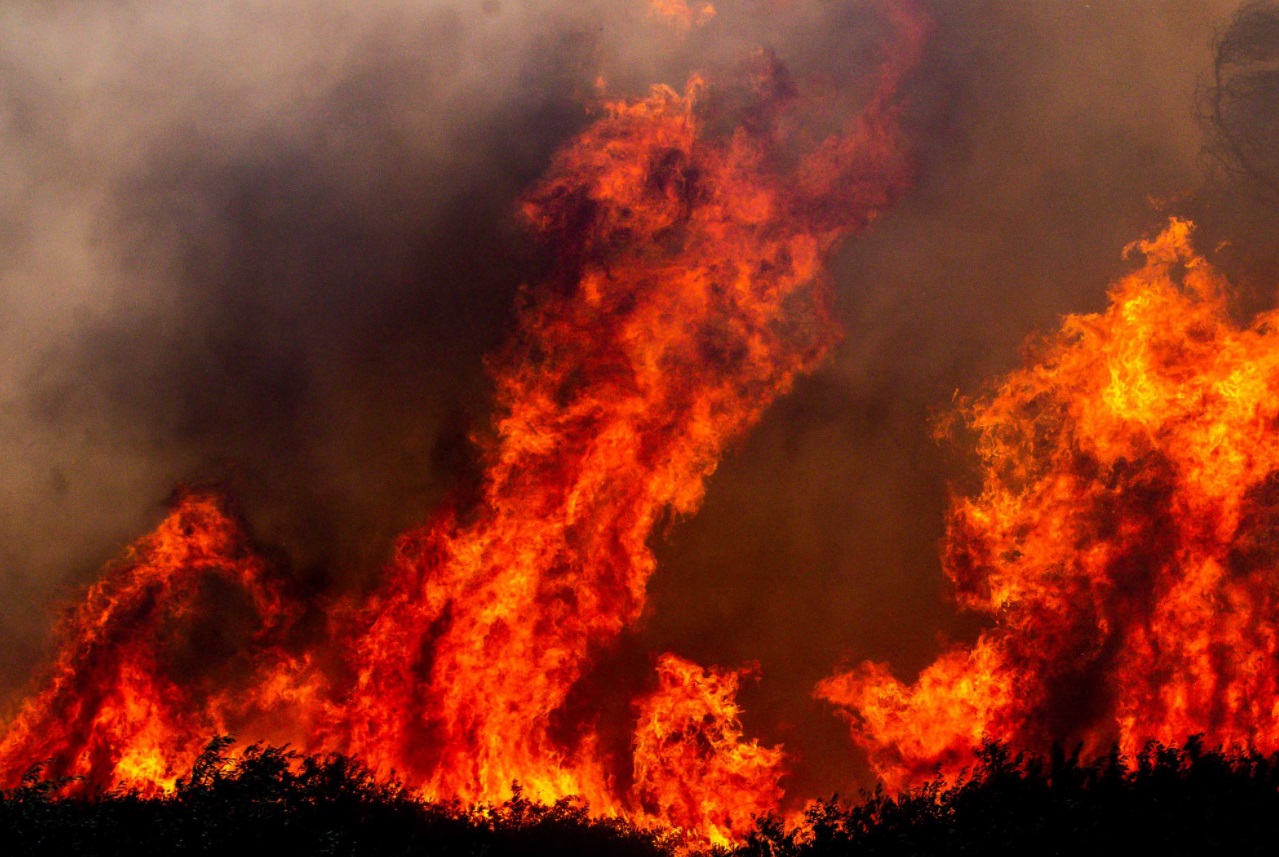 PHOTO Red Flames From Silverado Fire Reached Up To 15 Feet In Irvine