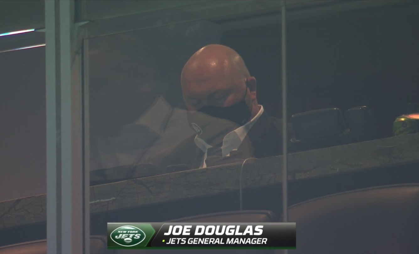 PHOTO Jets GM Fell Asleep During The Game