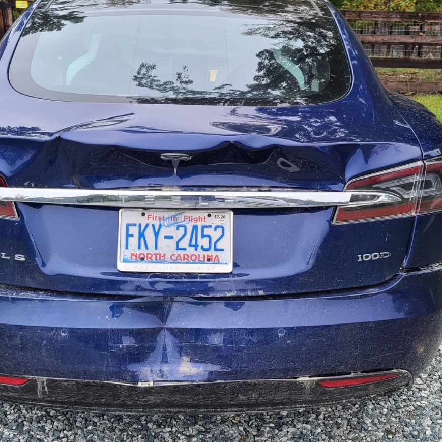 PHOTO Tesla In North Carolina Got Rear Ended And Couldn't Hold Up