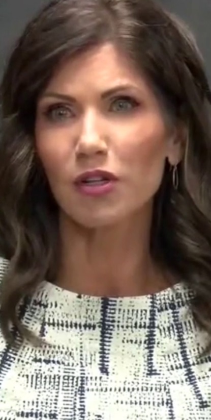 PHOTO Kristi Noem's Eyes Will Suck You In