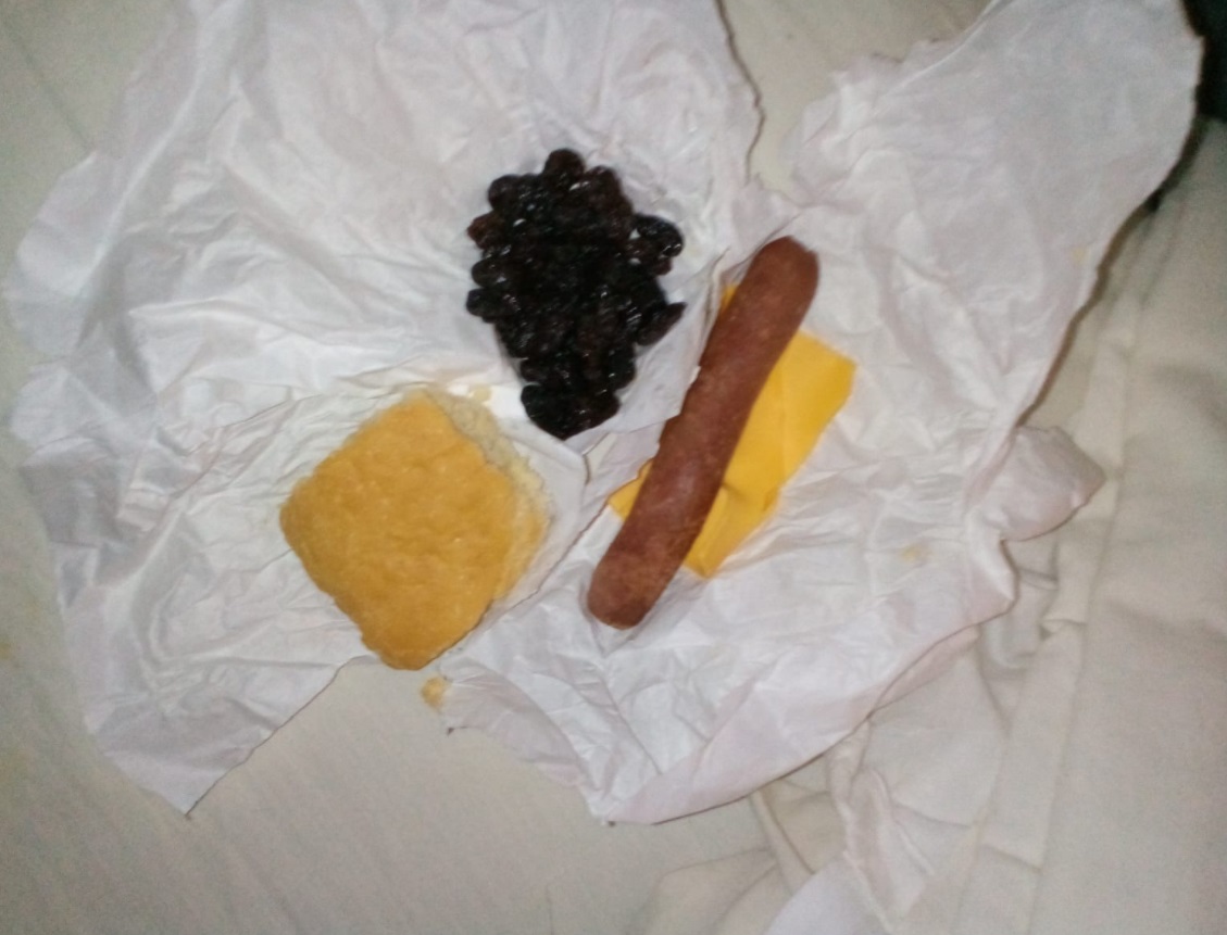 PHOTO Prisoners In Texas Are Eating Expired Bread Moldy Grapes Dried Up Hot Dog And Expired Cheese During Power Outages