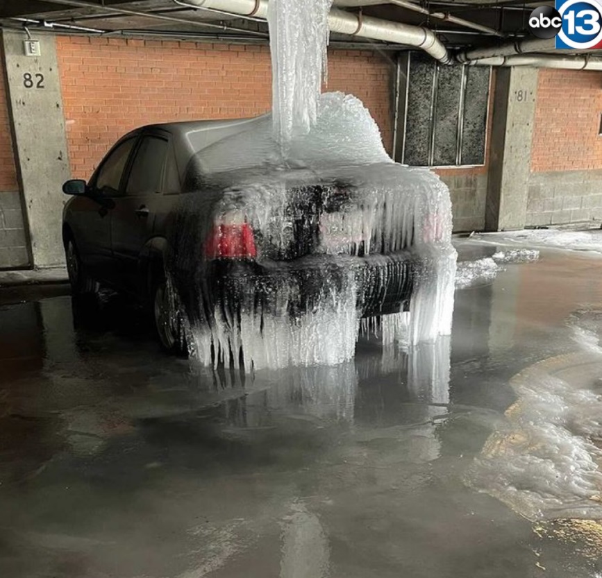 PHOTO Someone Parked Under A Water Line In Mosaic Dallas Parking Garage And Their Car Is Frozen In Place