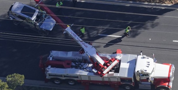 PHOTO Tiger Woods SUV That He Crashed Getting Towed Away