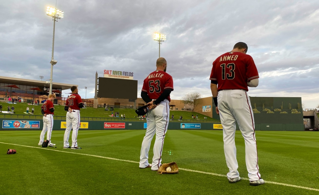 PHOTO Arizona Diamondbacks Hold Moment Of Silence For Boulder Colorado Shooting Victims