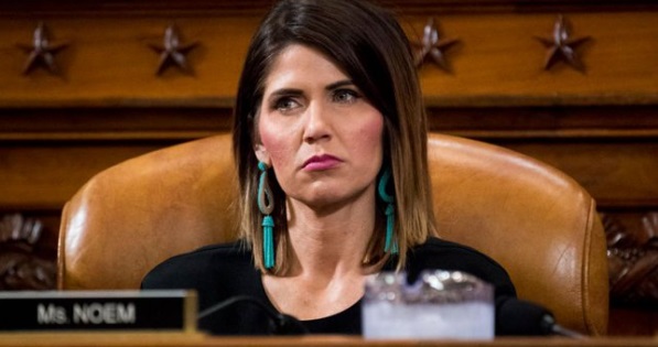 PHOTO Kristi Noem's One Foot Long Earrings