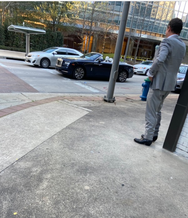 PHOTO Tony Buzbee's Rolls Royce Convertible Breaks Down In Downtown Houston