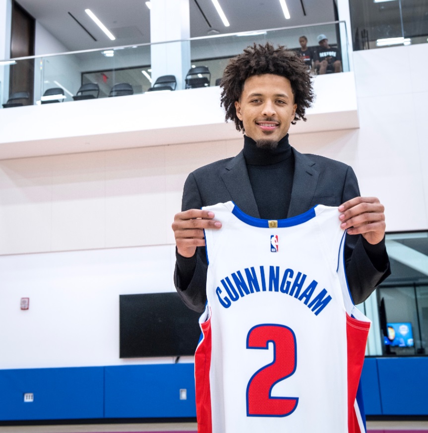 PHOTO Cade Cunningham Holding His Detroit Pistons #2 Jersey For The First Time