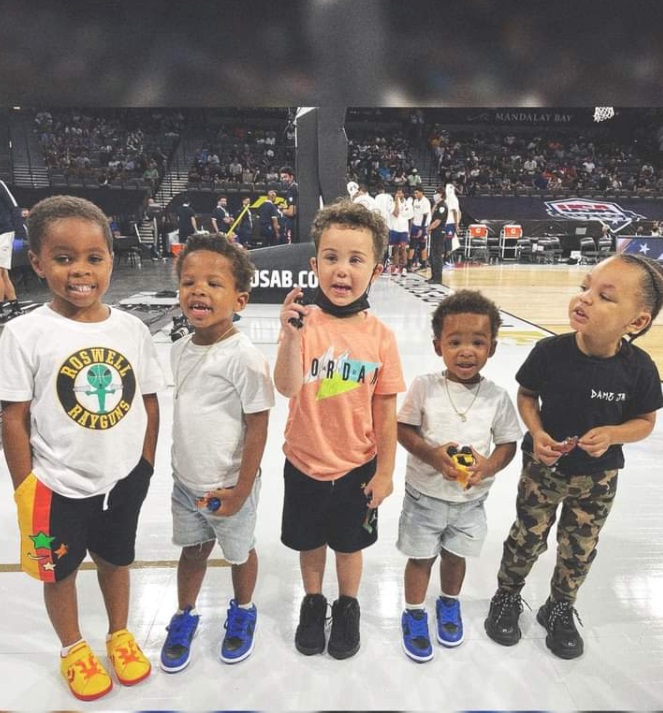 PHOTO Draymond Green Bradley Beal Jayson Tatum And Damian Lillard's Sons Courtside For Team USA