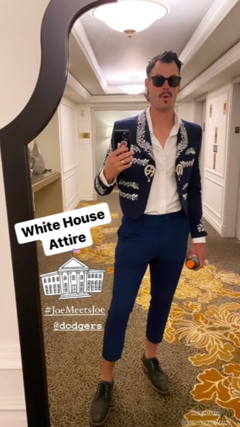 PHOTO Joe Kelly Showed Up To The White House Looking Like A Clown Wearing Extra Small Clothes