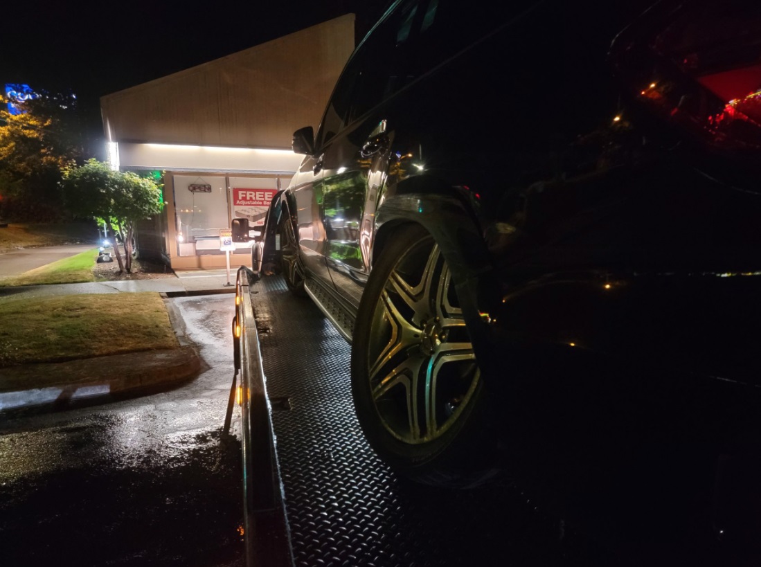 PHOTO Of Richard Sherman's Luxury Mercedes Benz AMG Being Towed Away He Totaled It