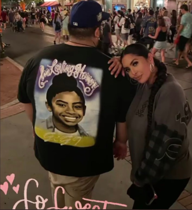 PHOTO Vanessa Bryant Got Intimate With Fan Because He Was Wearing A Shirt With Gigi's Face On It