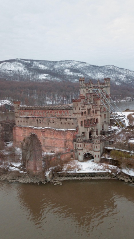 PHOTO Abandoned Castle In New York Looks Like Its In Rome