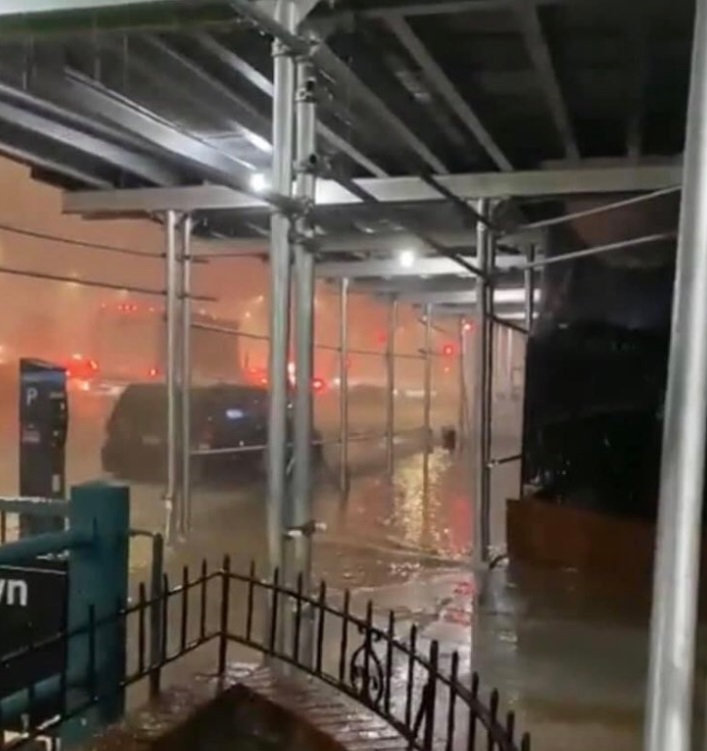 PHOTO Buroughs Of New York City Flooded From Tornado