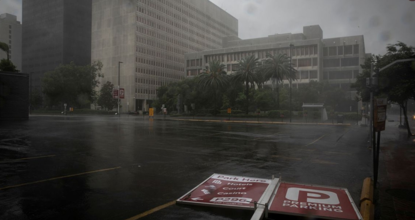 PHOTO Downtown New Orleans Survived Hurricane Ida