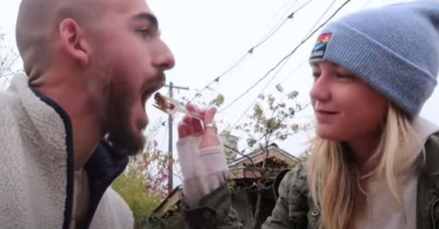 PHOTO Gabby Petito Feeding Brian Laundrie Food With A Fork