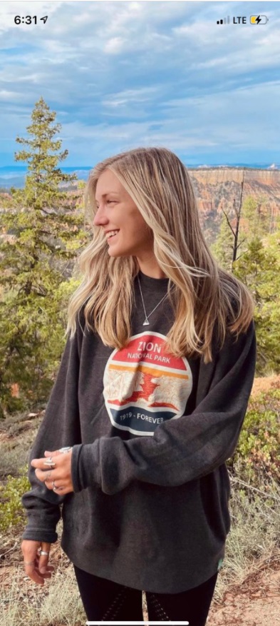 PHOTO Gabby Petito Wearing A Zion National Park Sweater