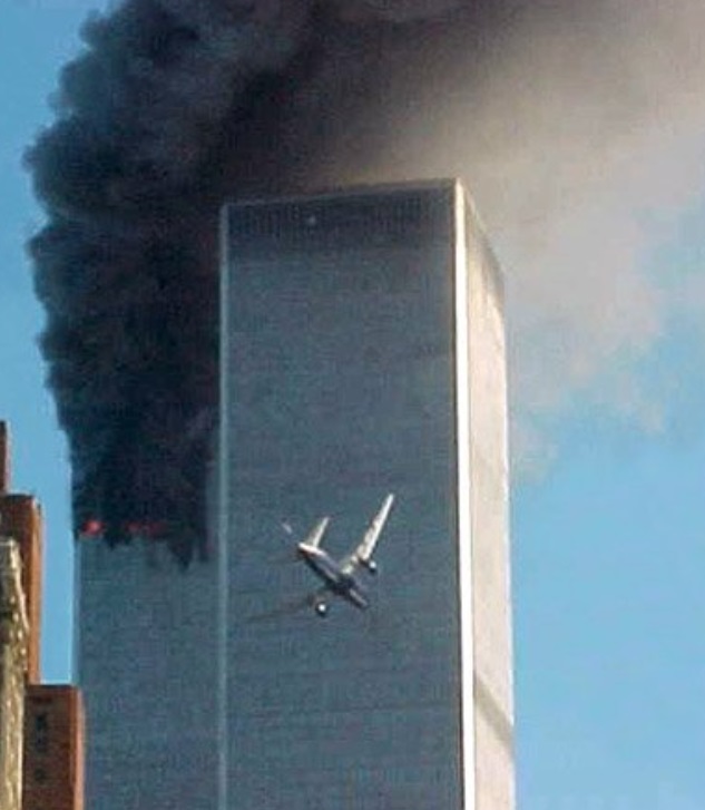 PHOTO Plane Flying Into Twin Towers In NY Still Brings Tears To Our Eyes 20 Years Later