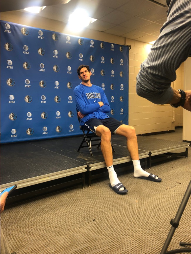 PHOTO Boban Marjanovic Sitting Down Makes A Chair Look Small