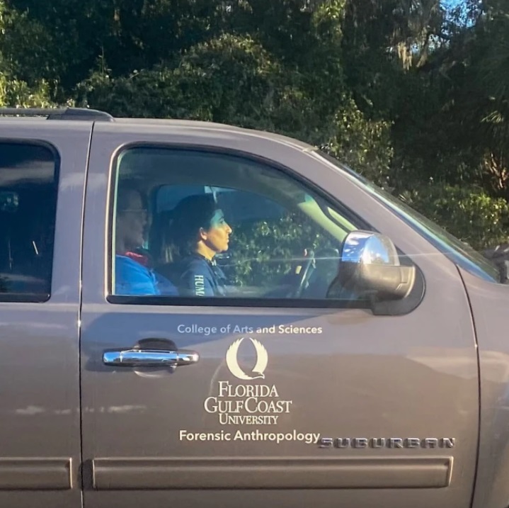 PHOTO Florida Gulf Coast University Forensics Department Showed Up To The Brian Laundrie's Search Area