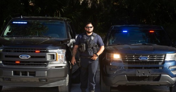 PHOTO The Amount Of Police And How Fast They Blocked Off Carlton Reserve Once Brian Laundrie's Remains Were Found Will Blow Your Mind