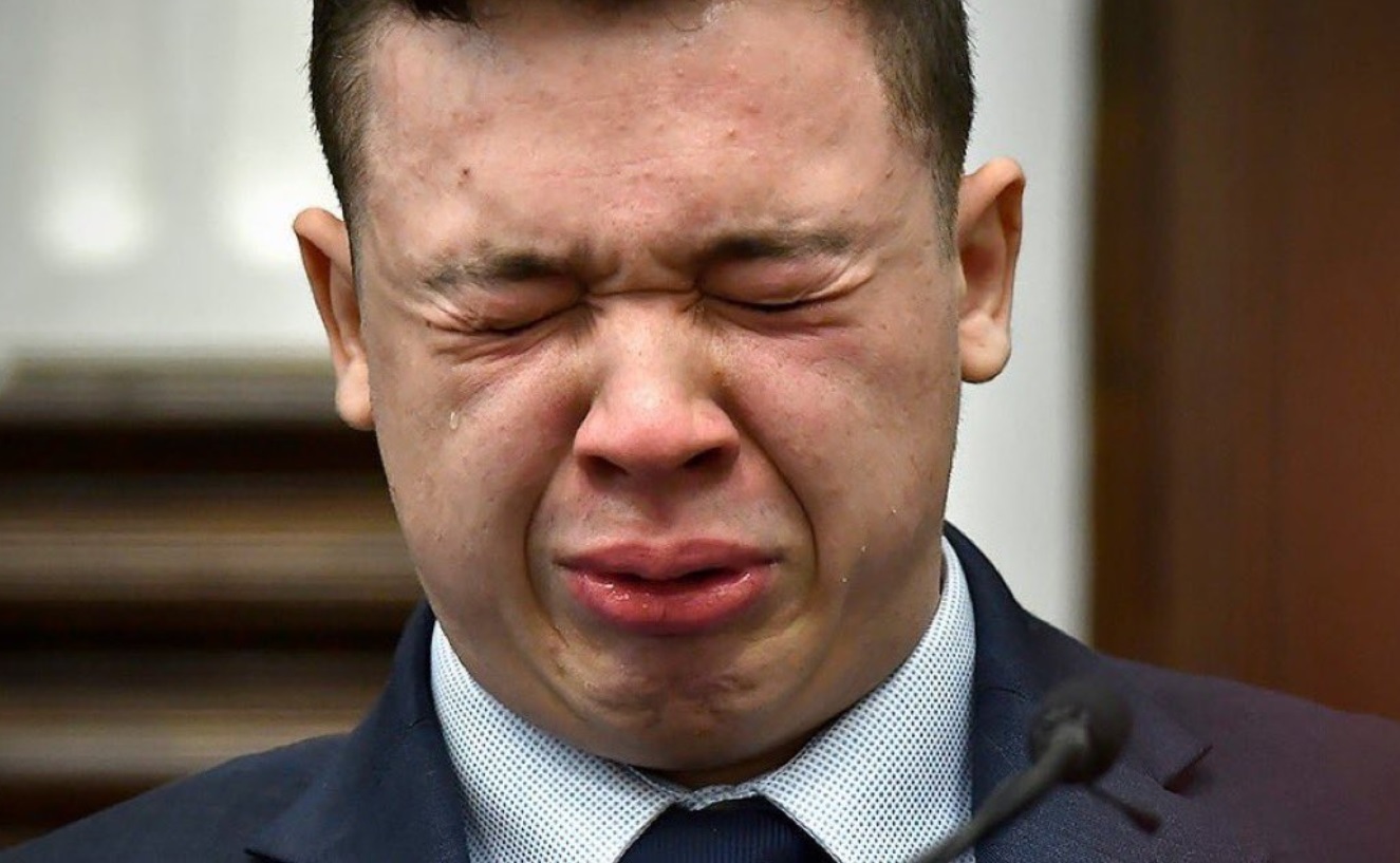 PHOTO Close Up Of Kyle Rittenhouse's Dry Face As He Fake Cries During Trial On Wednesday