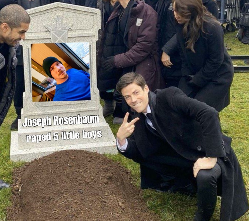 PHOTO Dirt Thrown On Joseph Rosenbaum's Grave Kyle Rittenhouse Meme