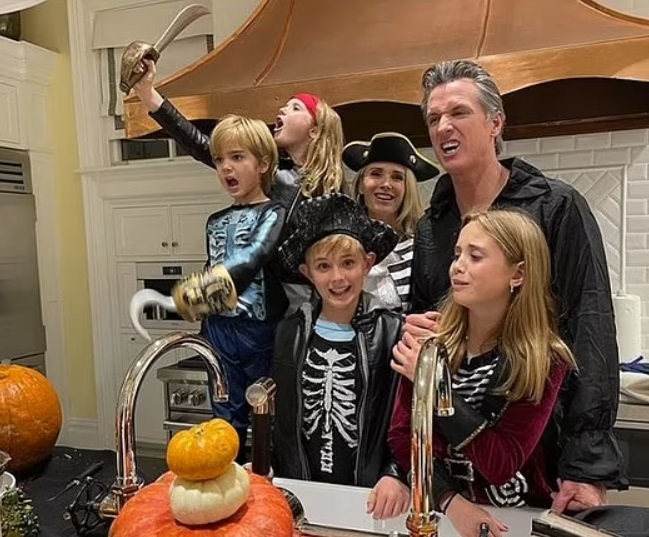 PHOTO Gavin Newsom Growling At The Camera On Halloween Like He's Captain Jack Sparrow