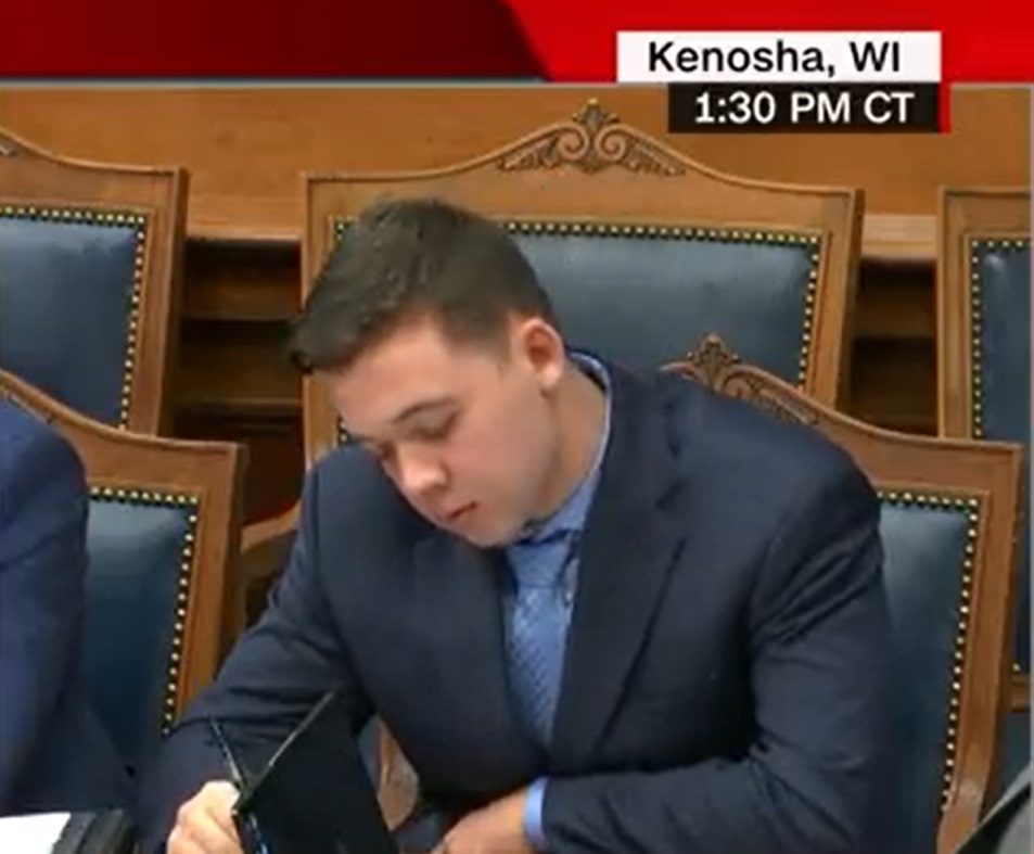 PHOTO Kyle Rittenhouse Pretending To Write Stuff Down During Closing Arguments