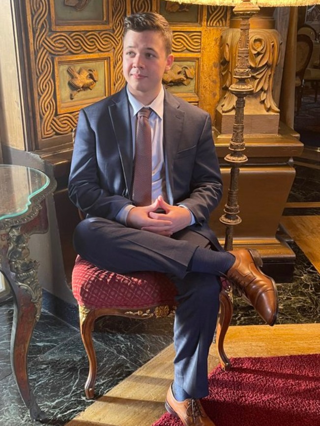 PHOTO Kyle Rittenhouse Sitting In A Chair At Mar-A-Lago Like He's The President Of The United States