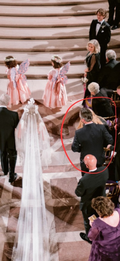 PHOTO Proof Of Gavin Newsom Standing By Isle As Ivy Getty Walks Up Stairs During Wedding Over The Weekend