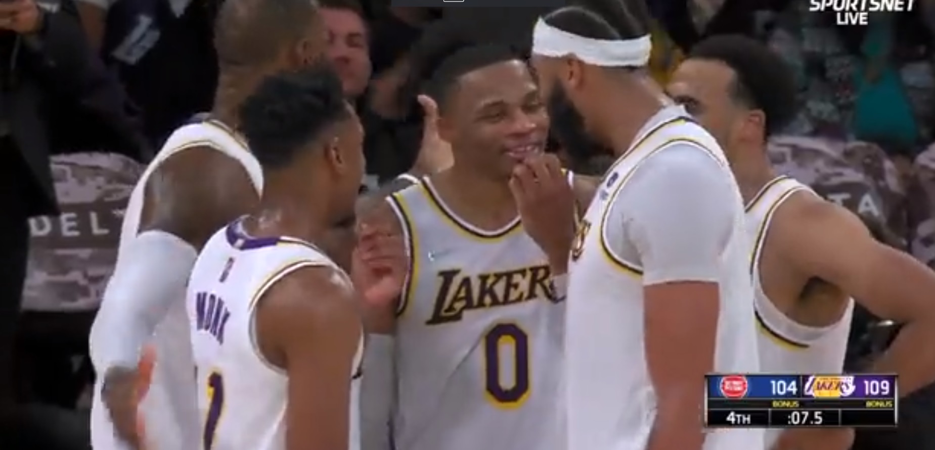 PHOTO Russell Westbrook Scheming With Anthony Davis In Lakers Huddle