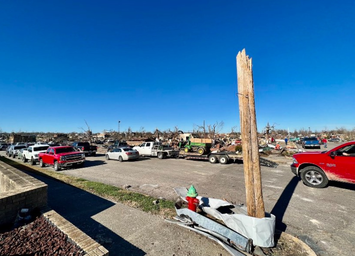 PHOTO Exact Same Spot Of Downtown Mayfield Before And After Tornado Hit Will Stun You