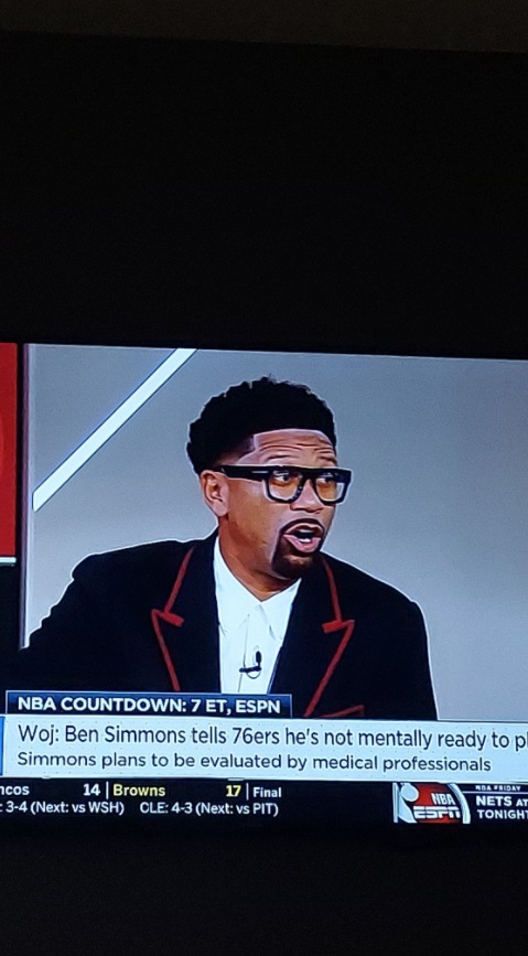 PHOTO Jalen Rose Gets His Hair Cut Like He Isn't A Married Man Anymore