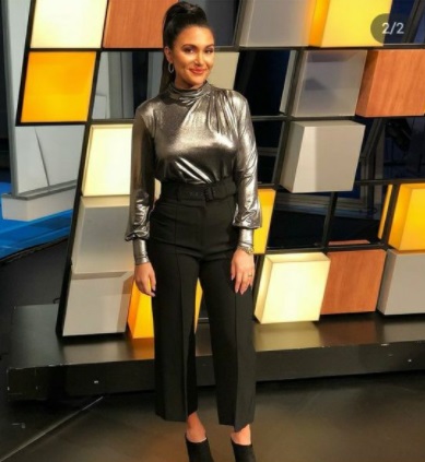 PHOTO Molly Qerim Has Been Thirst Trapping ESPN Employees Like This Since 2018