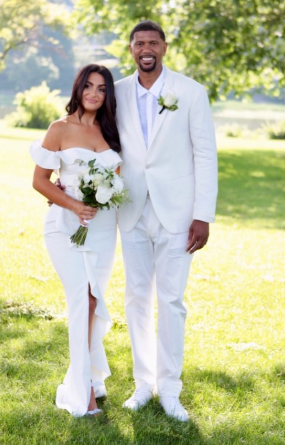 PHOTO Molly Qerim's Wedding Dress Was Unglamorous And Inexpensive