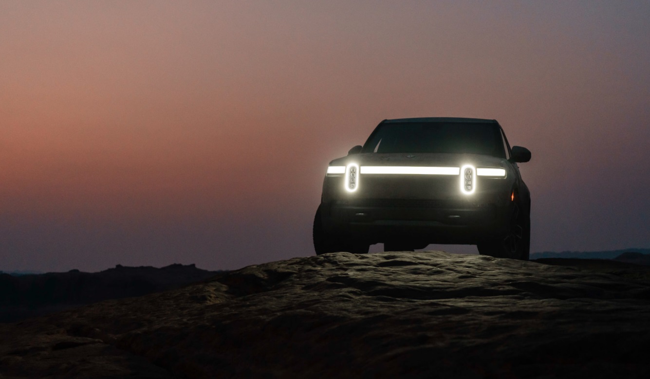 PHOTO Rivian Electric Truck Looking Like It's On Mars Will Give Tesla A Good Run For Their Money