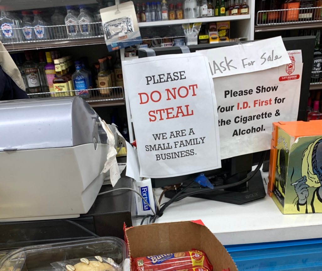 PHOTO Sign In San Francisco That Says Please Do Not Steal We Are A Small Family Business