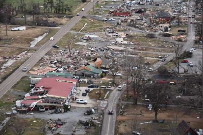 PHOTO Some Houses Still Standing In Samburg And Reelfoot Lake Area ...