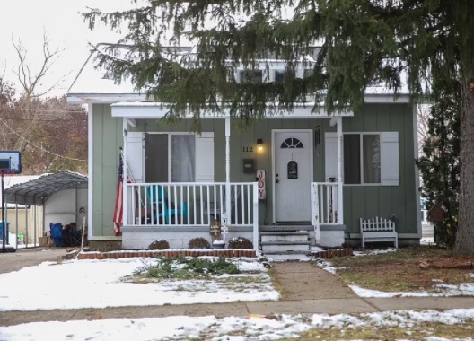 PHOTO The House Ethan Crumbley Grew Up In Oxford Michigan