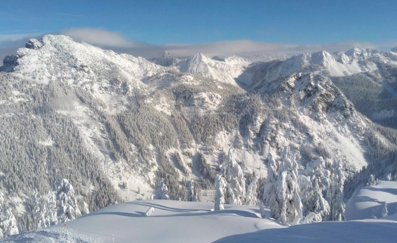 PHOTO View From The Top Of Alpental Looks Unreal Covered In White Snow That Is Unmelted