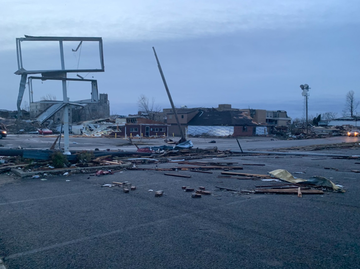 PHOTO View Of Town Center In Mayfield Kentucky As Dawn Arrives