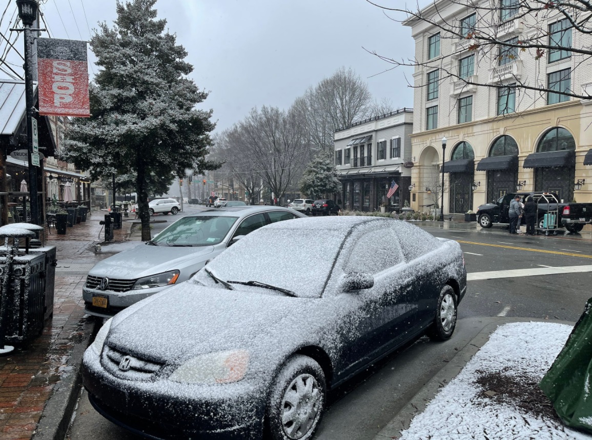 PHOTO Alpharetta Georgia Barely Got Any Snow But The City Shut Down 