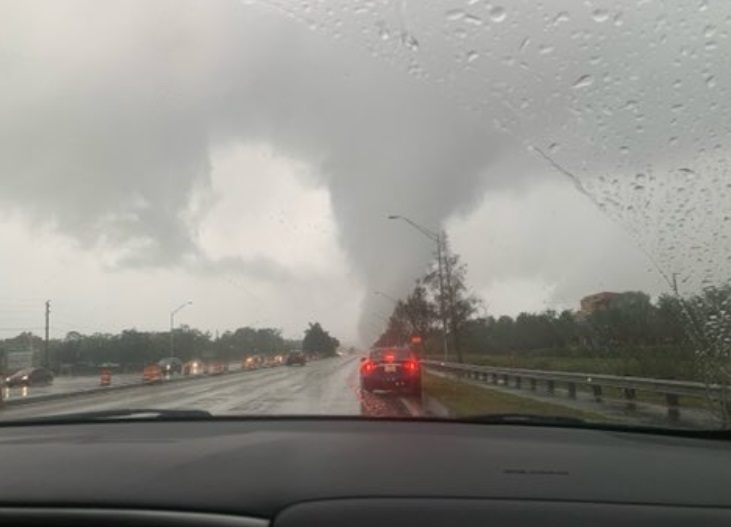 PHOTO Drivers Had To Stop On The Shoulder And Wait For Tornado To Pass Or They Would Have Driven Through It On The Highway