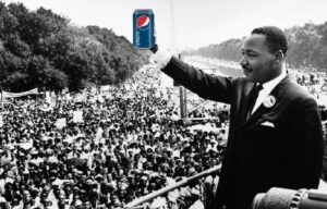 PHOTO MLK Holding Up A Pepsi To The Crowd