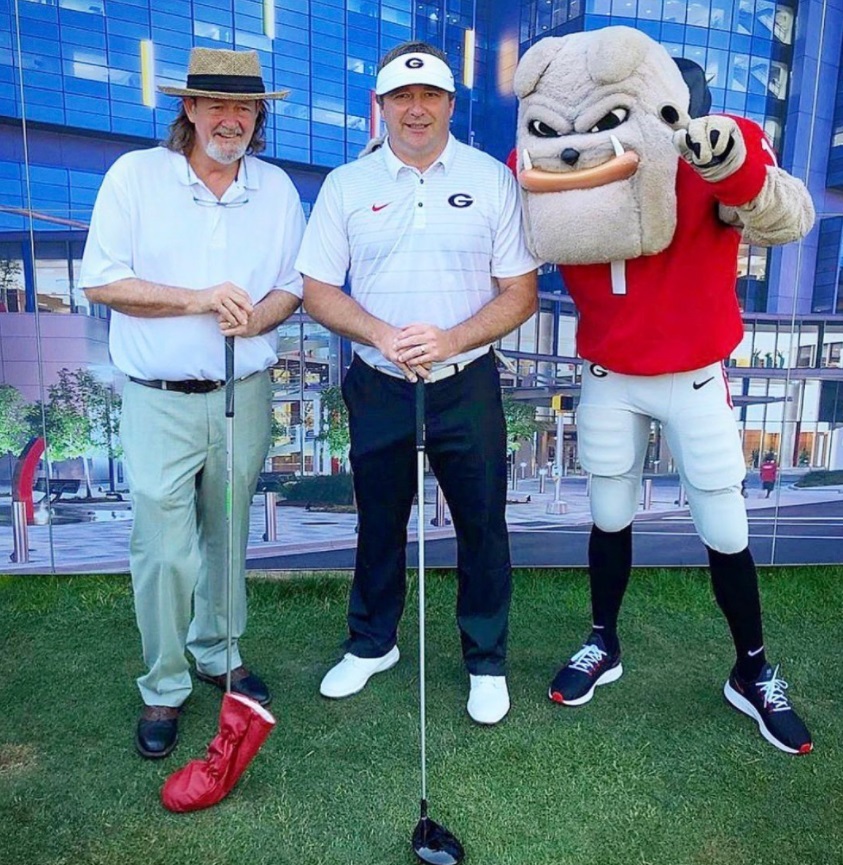 PHOTO You'd Never Recognize Kirby Smart When He's Golfing Unless He Wearing The UGA Hat