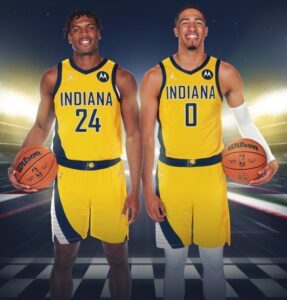 PHOTO Buddy Hield And Tyrese Haliburton In Pacers Uniforms