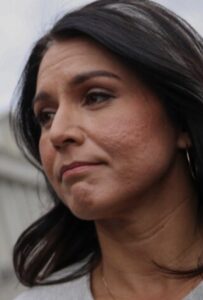PHOTO Close Up Tulsi Gabbard's Face Wrinkles Are Getting Pretty Bad
