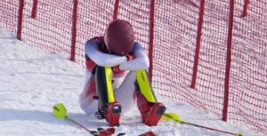 PHOTO Mikaela Shiffrin Crying In Her Own Arms