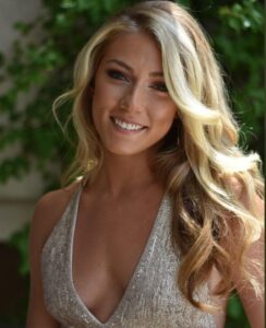 PHOTO Mikaela Shiffrin With Curly Blonde Hair In A Dress Will Make You Want To Wife Her Immediately