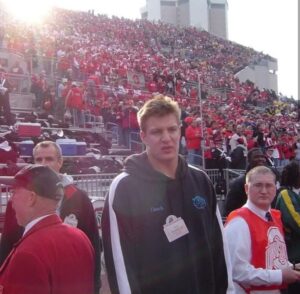 PHOTO Rob Gronkowski Walking About Ohio State University Hungover